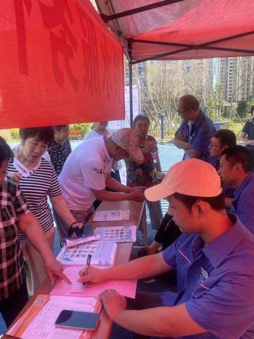 簡(jiǎn)篇-【紅心向黨 人水和諧】?jī)?yōu)化營(yíng)商環(huán)境   提升服務(wù)水平---區(qū)自來水公司組織開展“三上門、三集成”服務(wù)