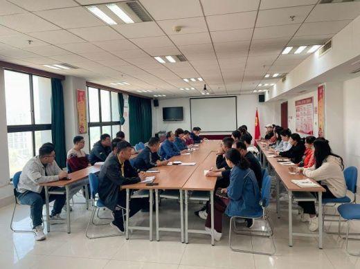 簡篇-【初心產(chǎn)發(fā)  四融五有】“五一”我在崗丨堅(jiān)守詮釋責(zé)任  服務(wù)彰顯擔(dān)當(dāng)